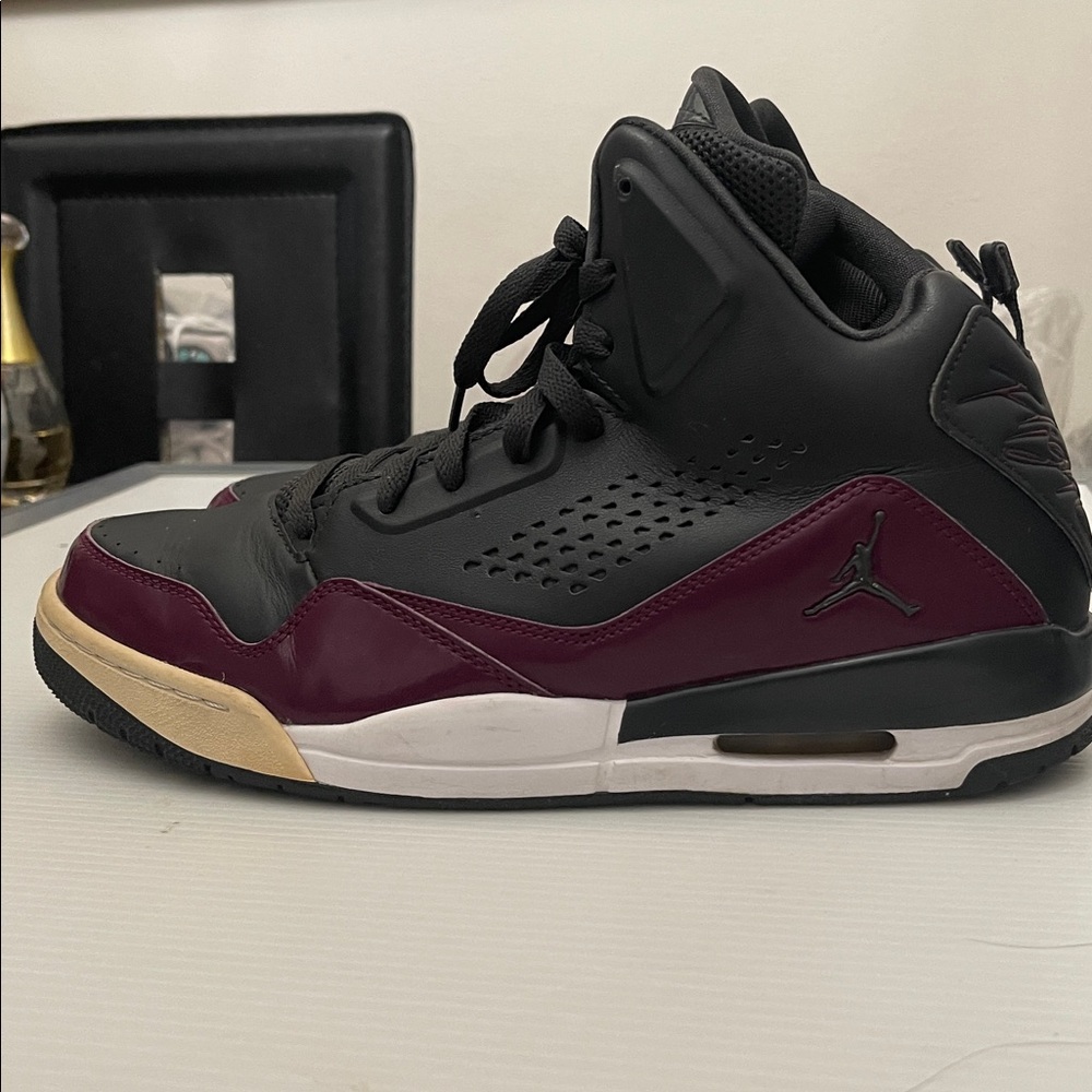 NIKE AIR JORDAN SC 3 BASKETBALL SNEAKERS MENS SIZE 10.5